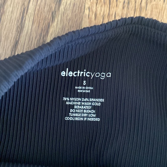 Cyclebar High Rise Ribbed Legging - Picture 3 of 5